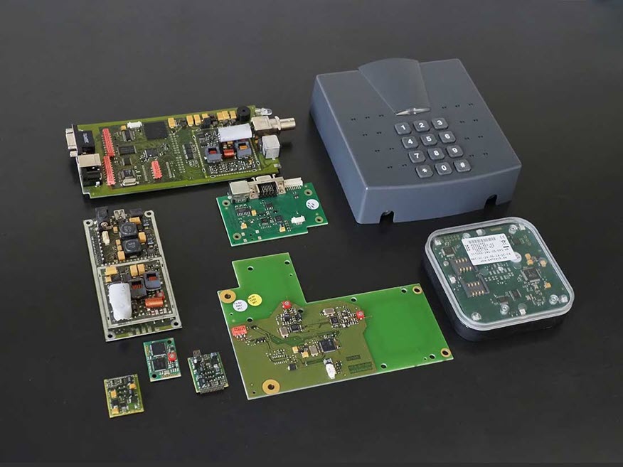 Examples for custom RFID reader hardware development by BALTECH