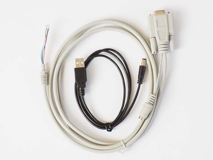 UART-RS-232-Kabel und passendes USB-DC-Adapter-Kabel für 5V-DC-Spannungsversorgung von BALTECH RFID Lesern